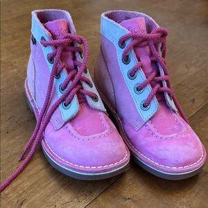 Kickers Suede Boots, Girls Size 35